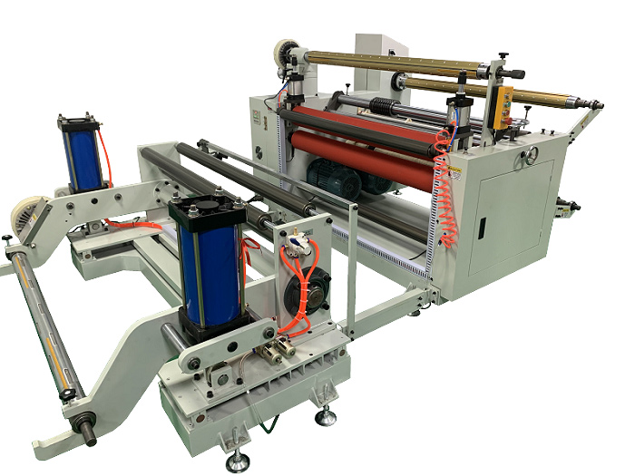 1300自動(dòng)上料分切機(jī)